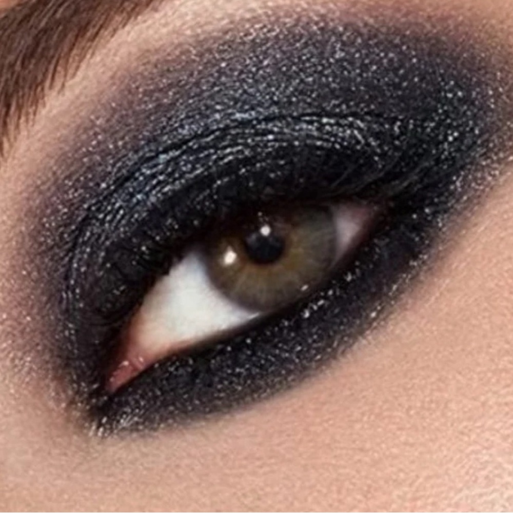 Haus Laboratories Glam Attack Eyeshadow in Chained Ballerina new in box